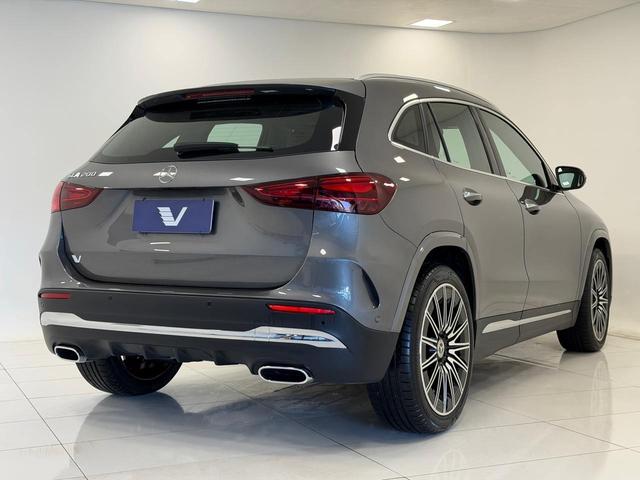 Mercedes-Benz GLA 200