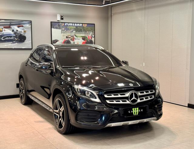 Mercedes-Benz GLA 250