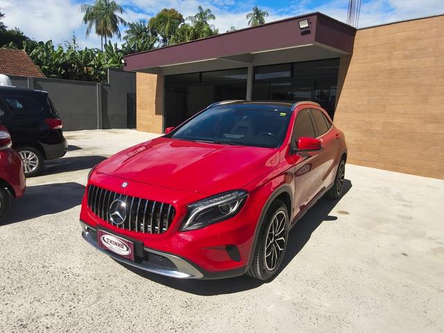 Mercedes-Benz GLA 250