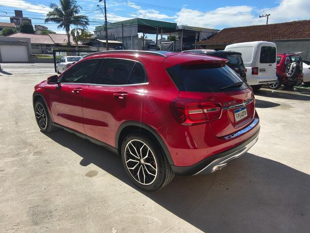 Mercedes-Benz GLA 250