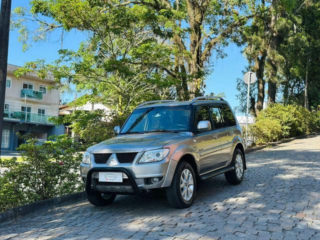 Mitsubishi Pajero TR4