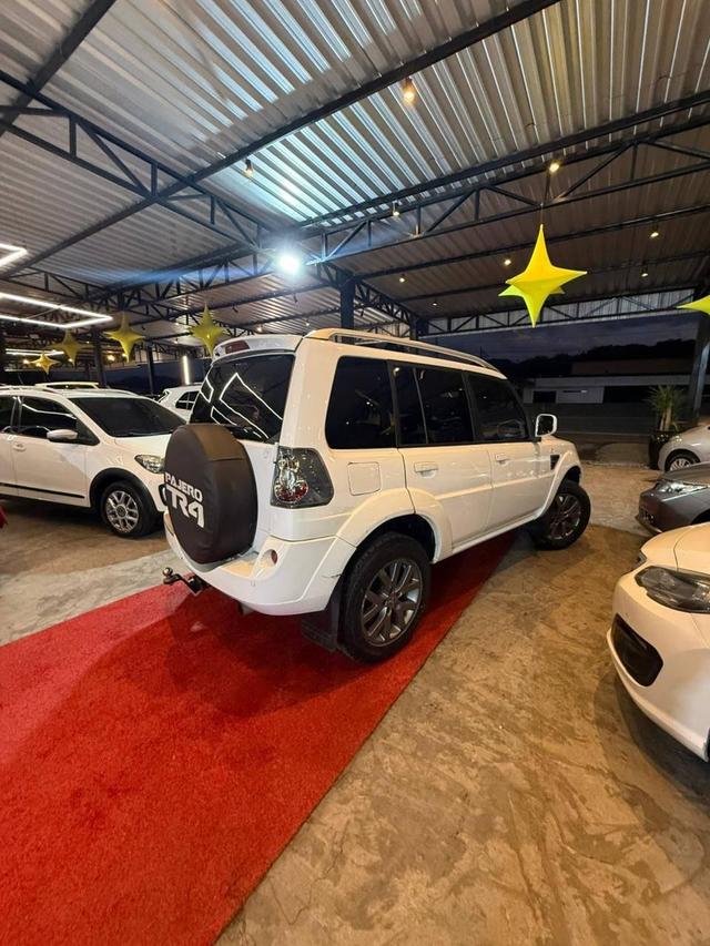 Mitsubishi Pajero TR4