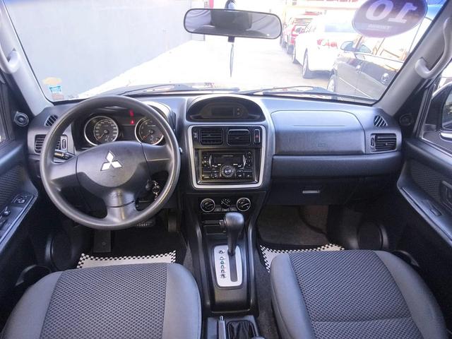 Mitsubishi Pajero TR4