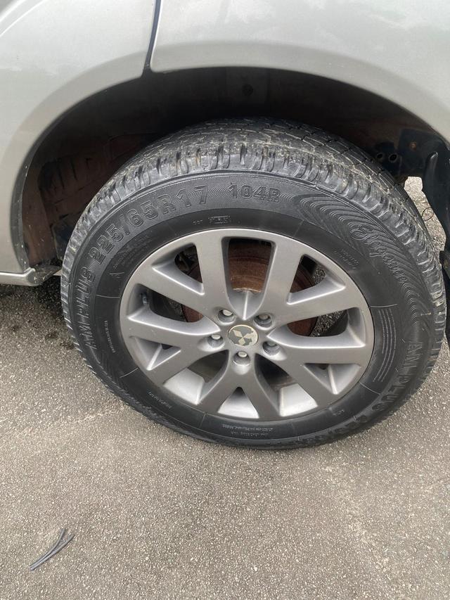 Mitsubishi Pajero TR4