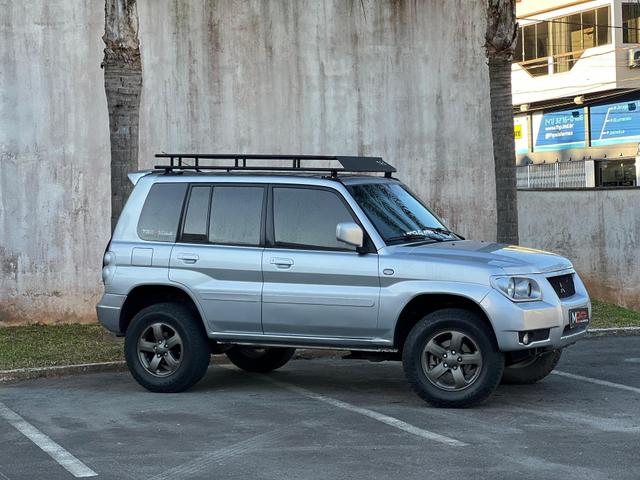 Mitsubishi Pajero TR4