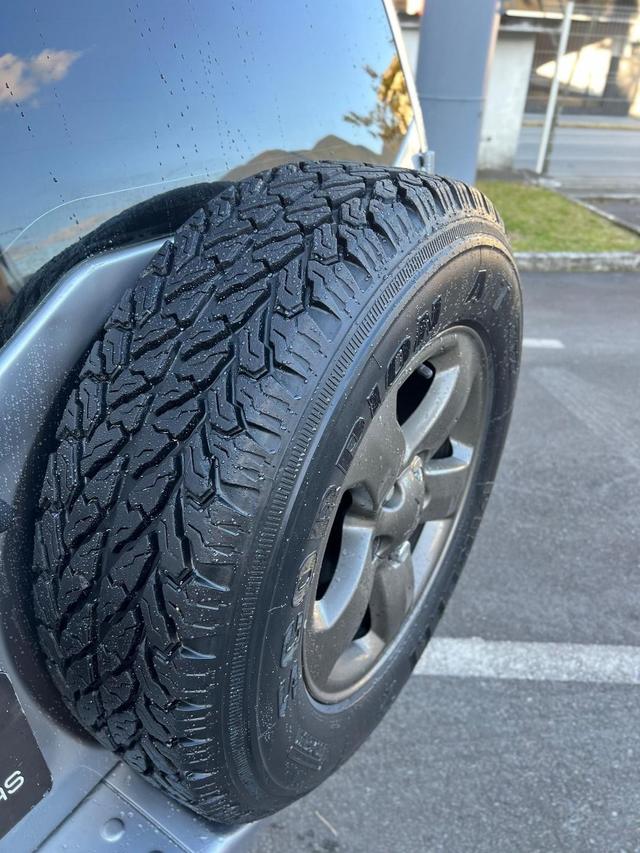 Mitsubishi Pajero TR4