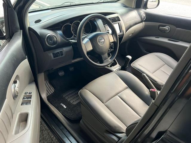 Nissan Livina