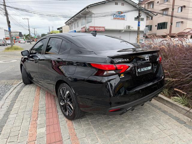 Nissan Versa