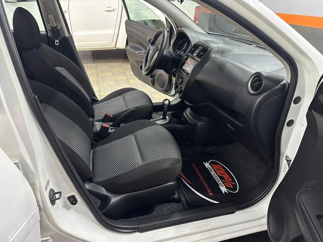 Nissan Versa