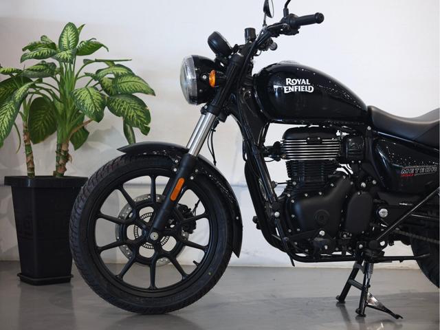 Royal Enfield Meteor