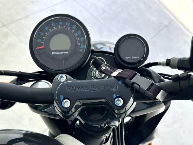 Royal Enfield Shotgun