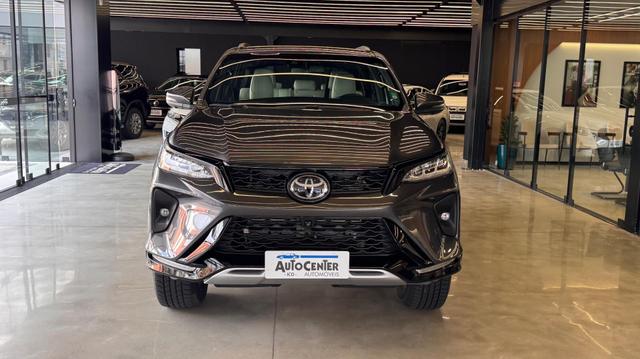 Toyota Hilux SW4