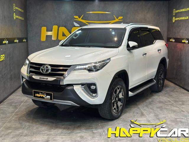 Toyota Hilux SW4