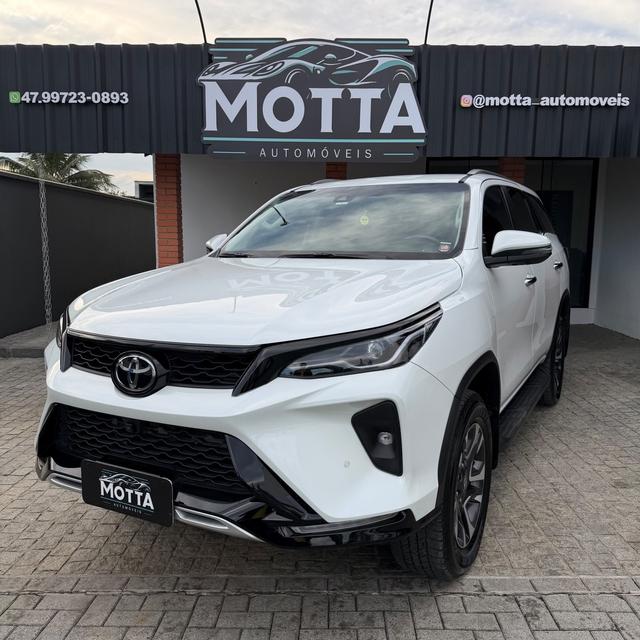 Toyota Hilux SW4