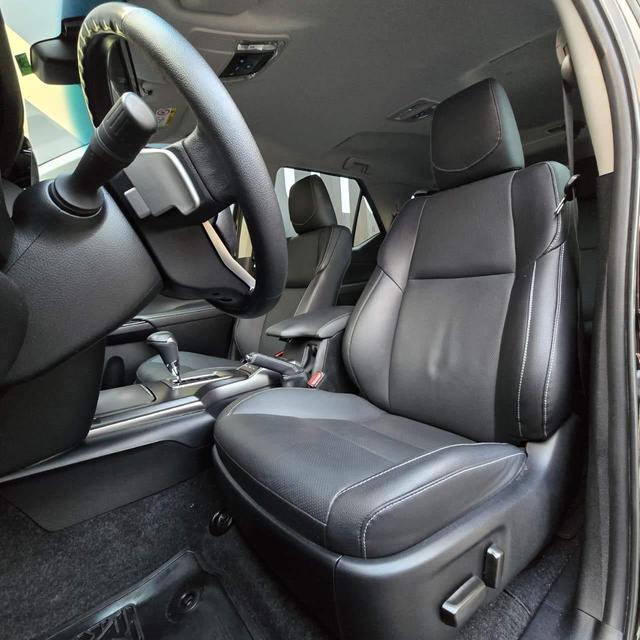 Toyota Hilux SW4