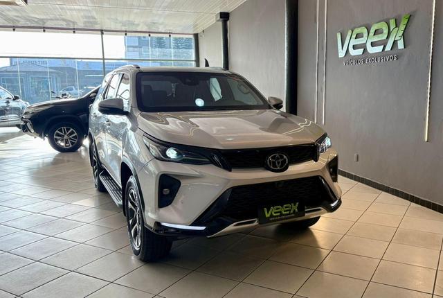 Toyota Hilux SW4