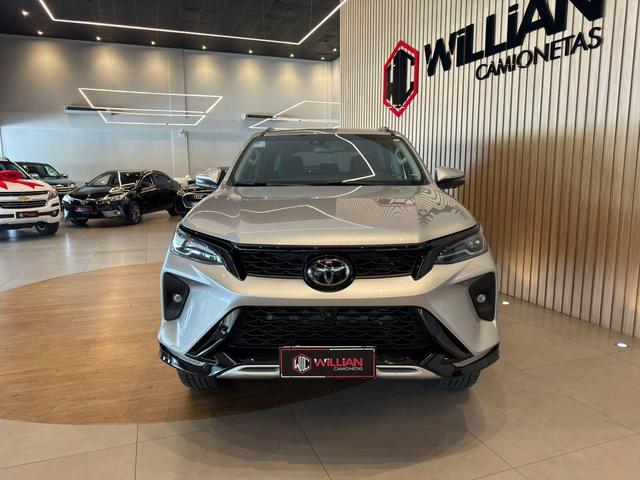 Toyota Hilux SW4