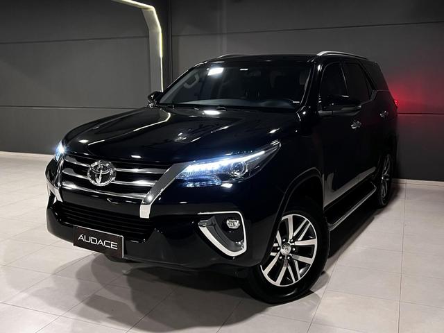 Toyota Hilux SW4