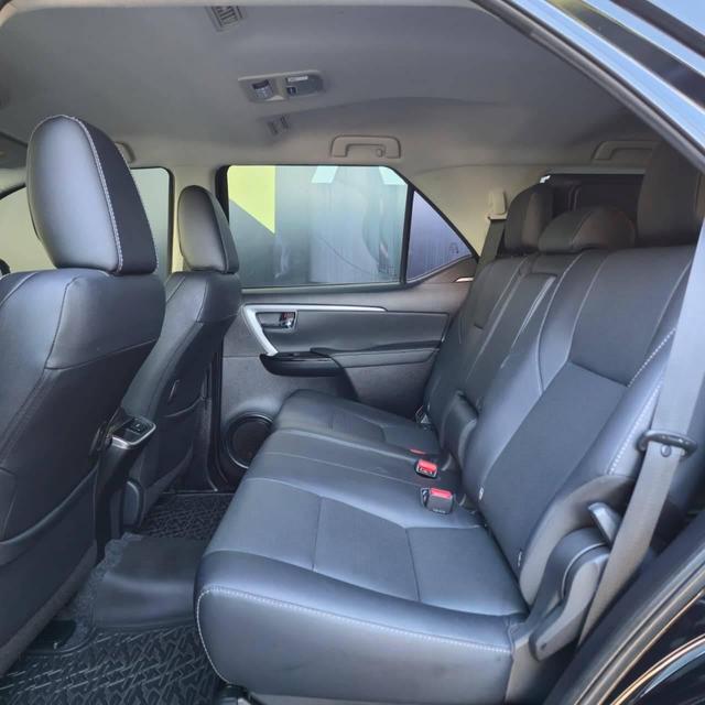 Toyota Hilux SW4