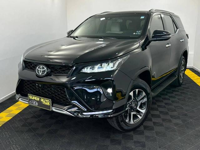 Toyota Hilux SW4