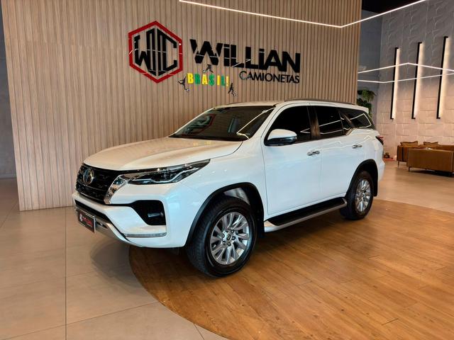 Toyota Hilux SW4