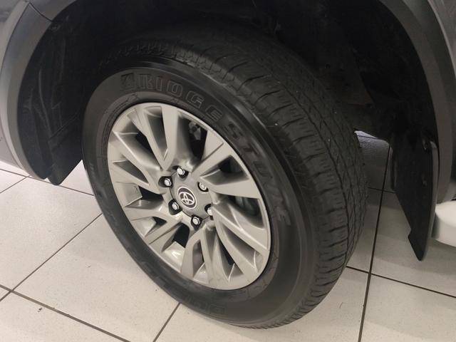 Toyota Hilux SW4