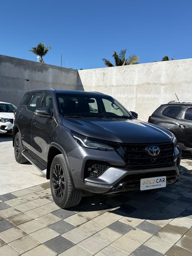 Toyota Hilux SW4