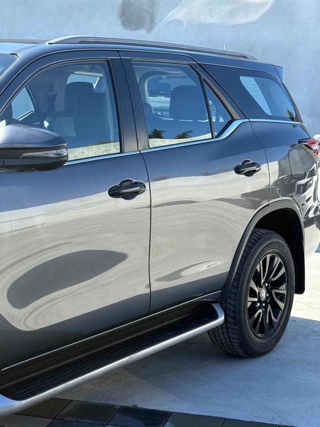 Toyota Hilux SW4