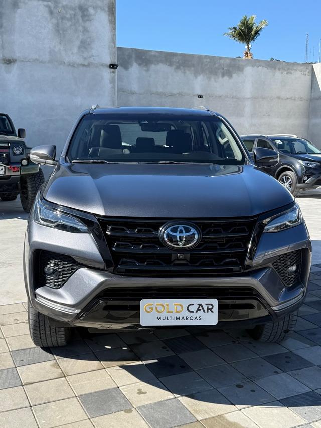 Toyota Hilux SW4