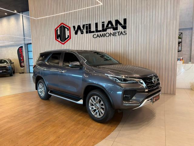 Toyota Hilux SW4