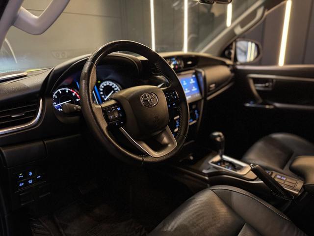 Toyota Hilux SW4