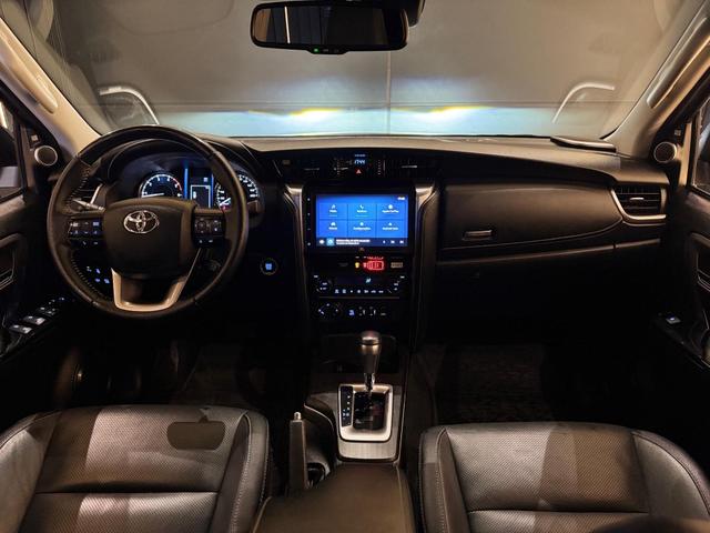 Toyota Hilux SW4