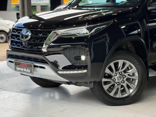 Toyota Hilux SW4