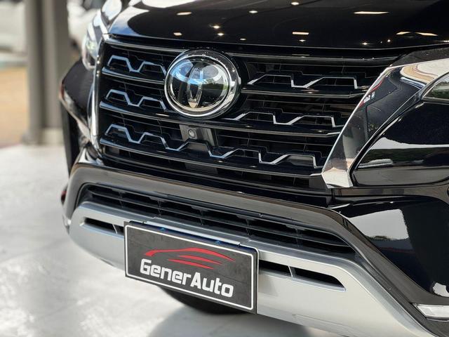 Toyota Hilux SW4