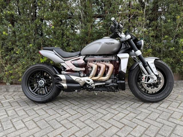 Triumph Rocket