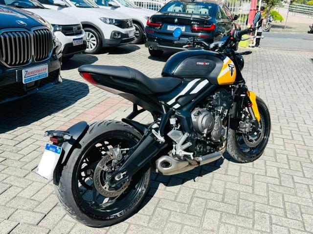Triumph Trident