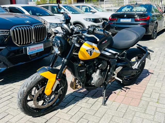 Triumph Trident