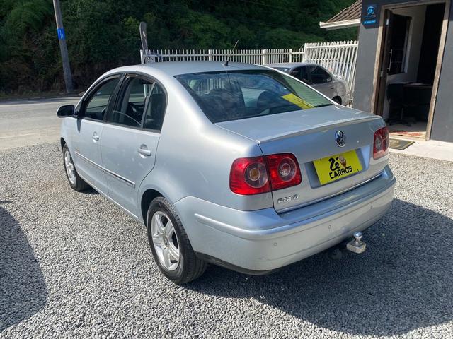 Volkswagen Polo Sedan