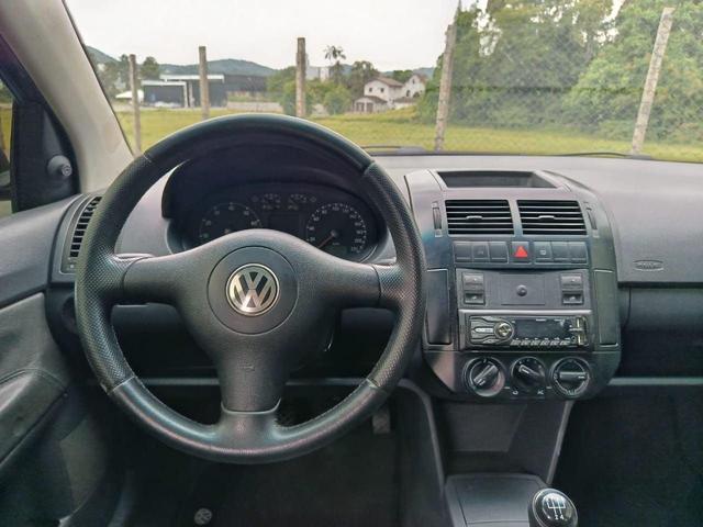 Volkswagen Polo Sedan