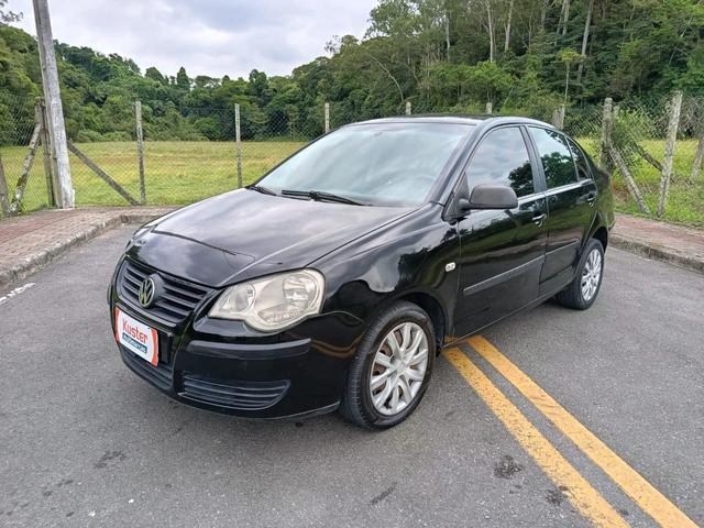 Volkswagen Polo Sedan