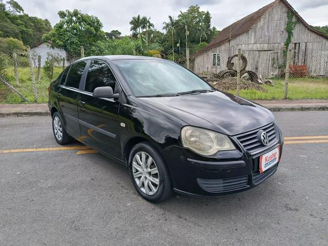 Volkswagen Polo Sedan