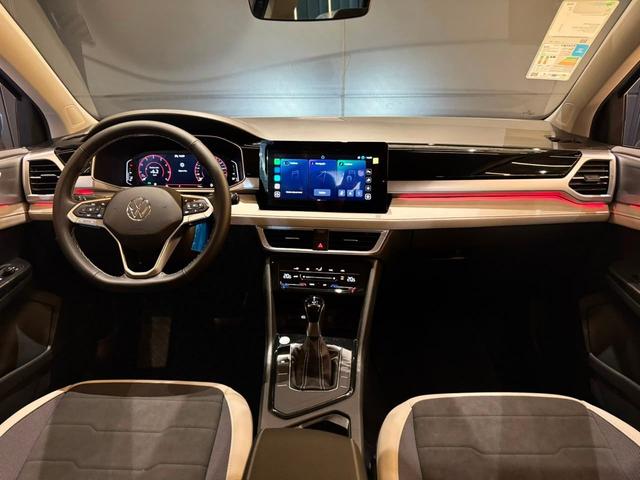 Volkswagen Taos