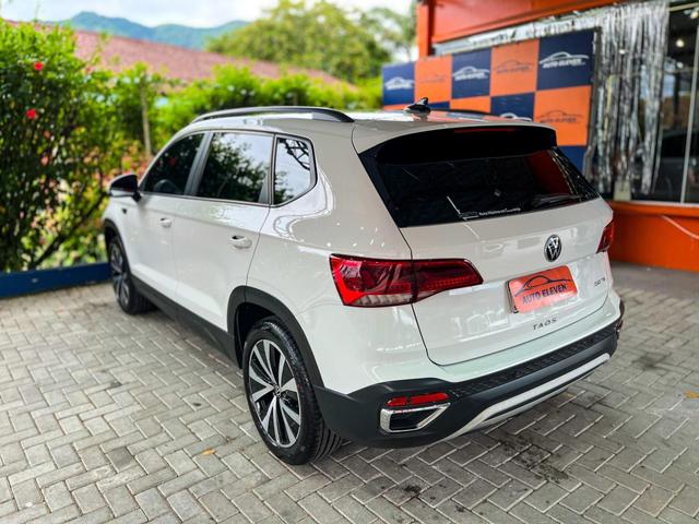 Volkswagen Taos