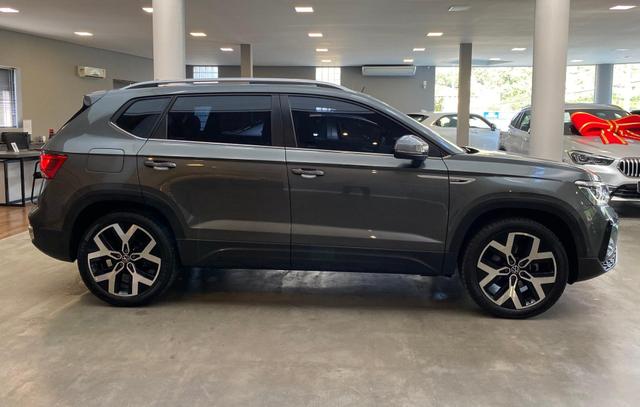 Volkswagen Taos