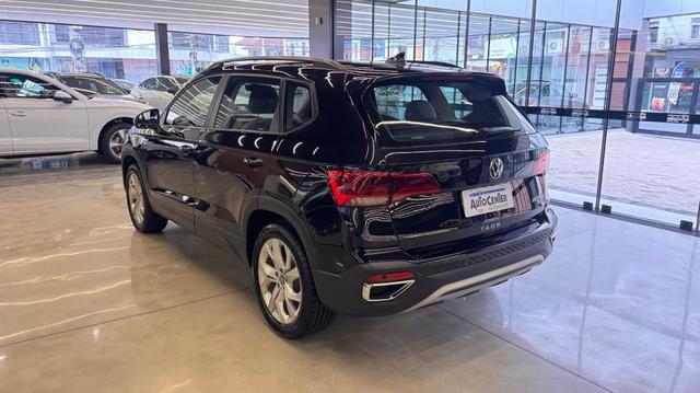 Volkswagen Taos