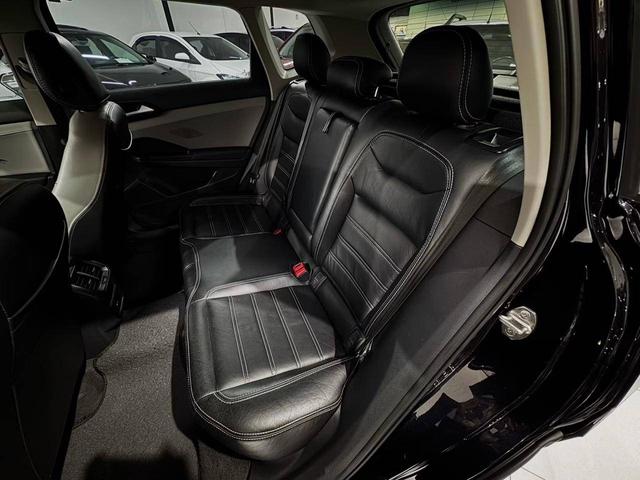 Volkswagen Taos