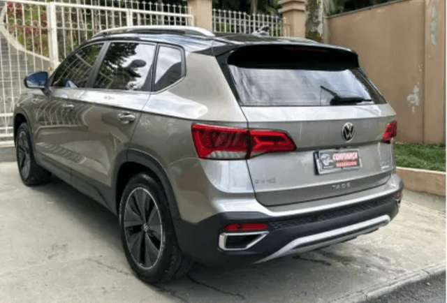 Volkswagen Taos