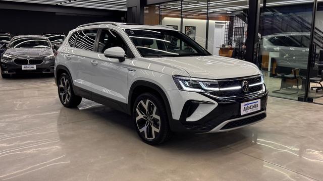 Volkswagen Taos