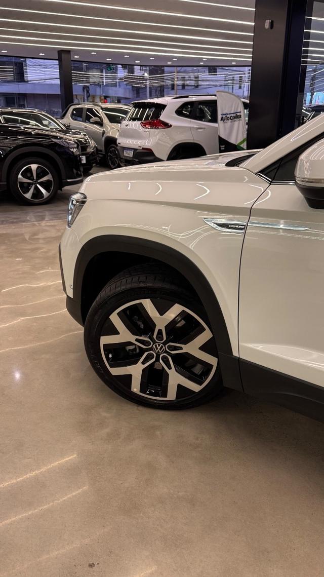 Volkswagen Taos