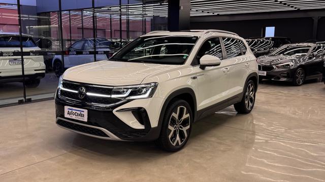 Volkswagen Taos
